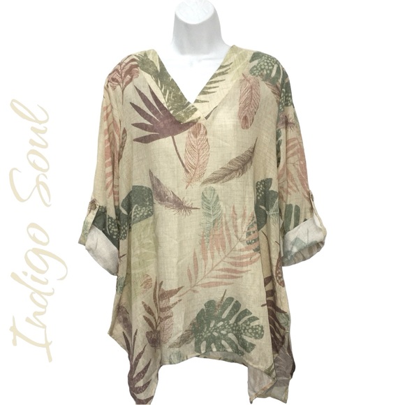 Indigo Soul Feather Tropical Print V-Neck Roll Tab Sleeves Top - Women’s Large - Picture 1 of 13